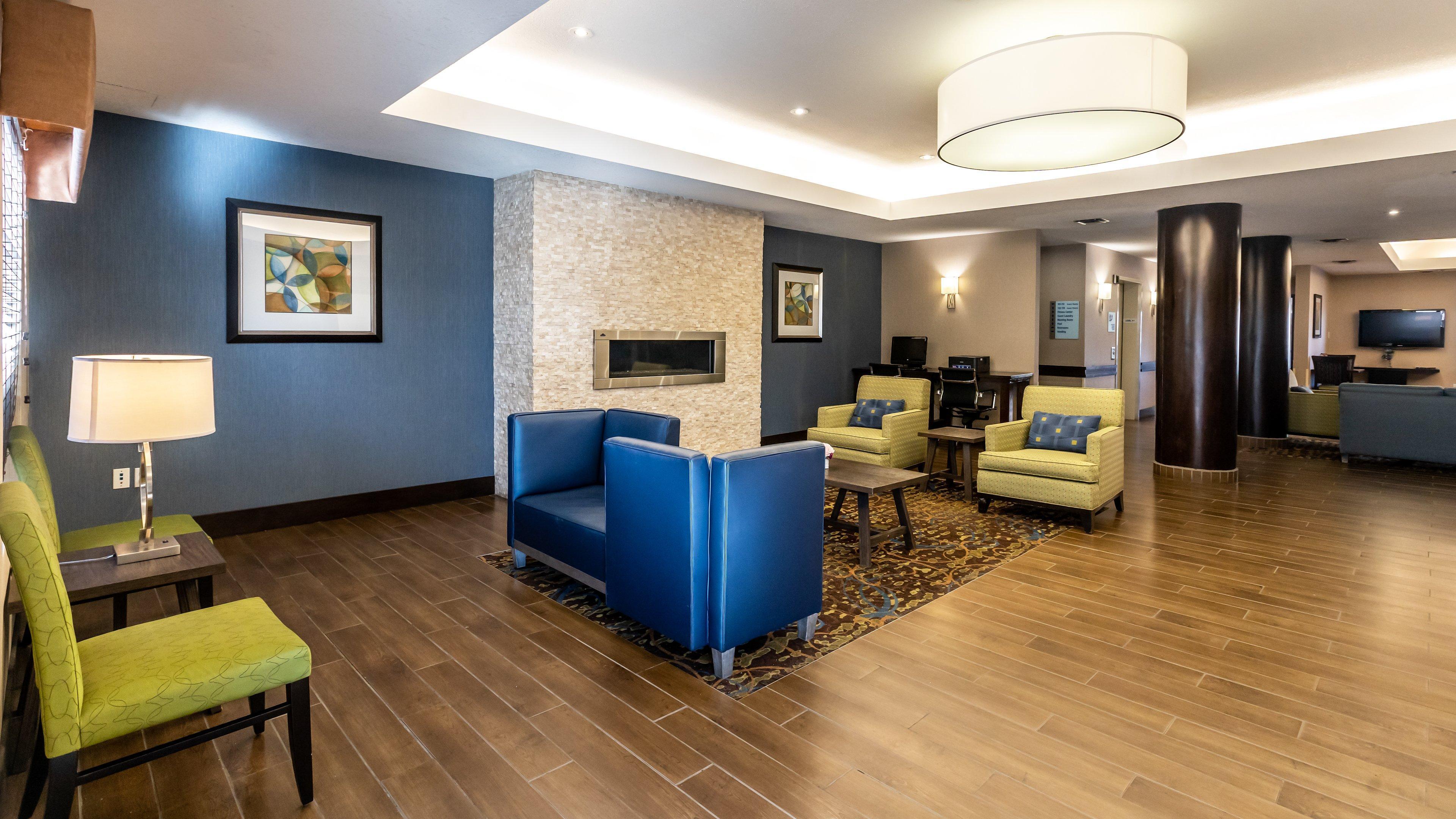 Holiday Inn Express Hotel & Suites - Edmonton International Airport By Ihg Ніску Екстер'єр фото