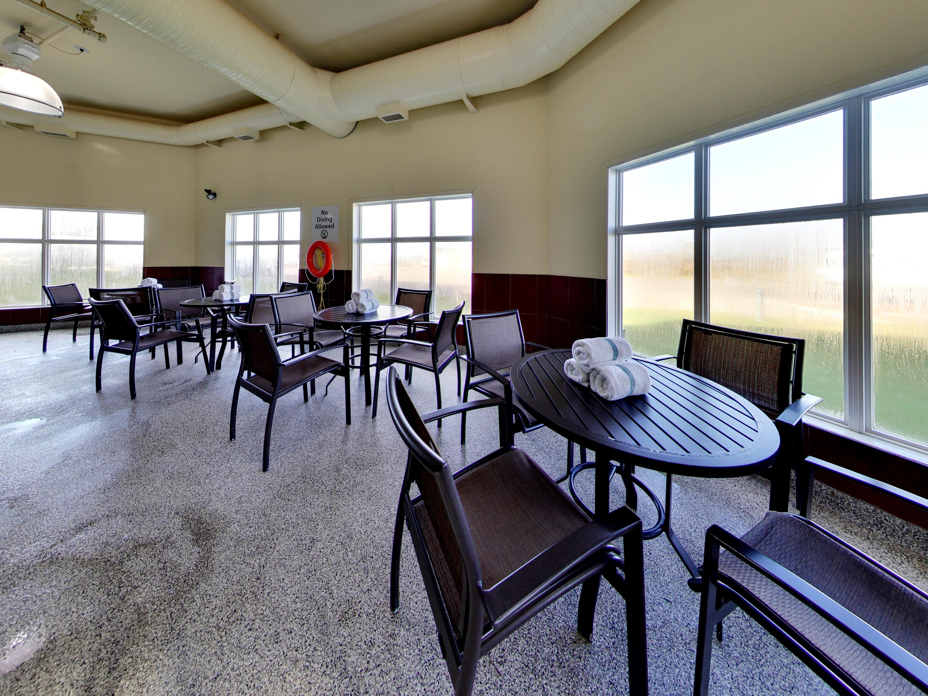 Holiday Inn Express Hotel & Suites - Edmonton International Airport By Ihg Ніску Екстер'єр фото